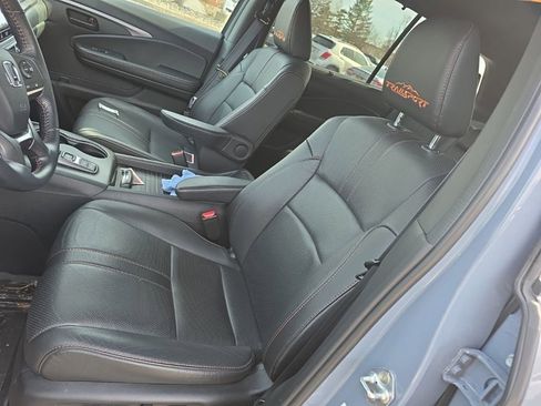 Used 2023 Honda Passport TrailSport image 10