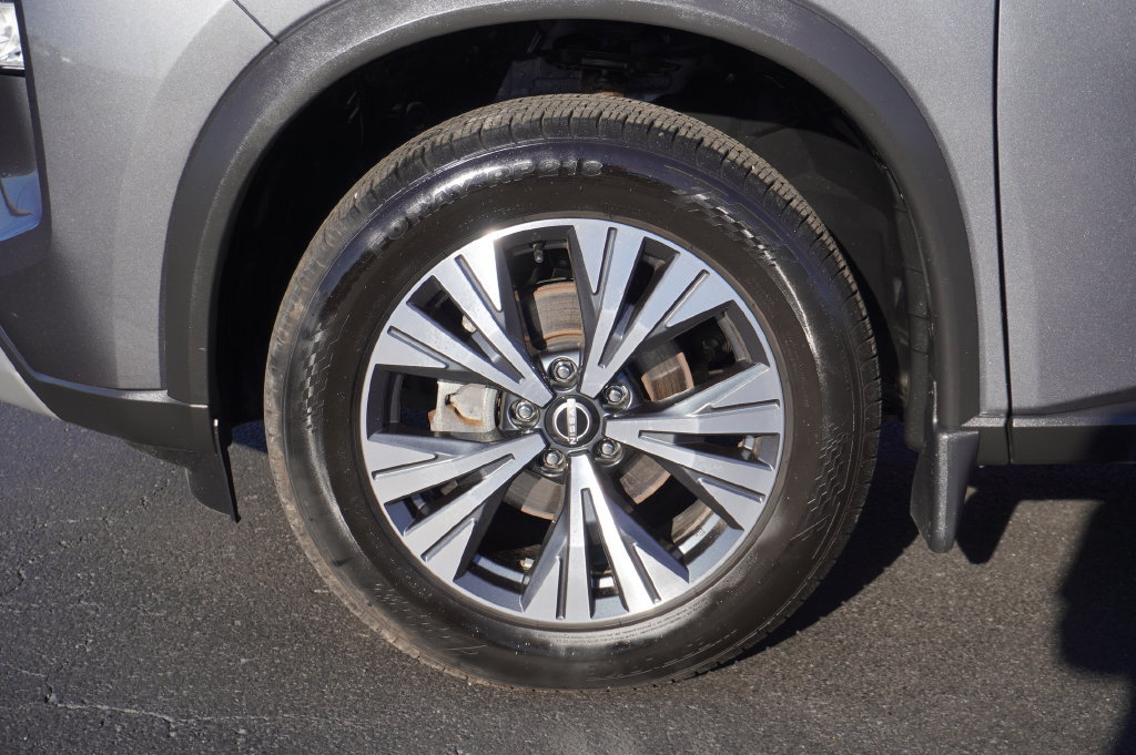 Used 2023 Nissan Rogue SV AWD/4WD image 10
