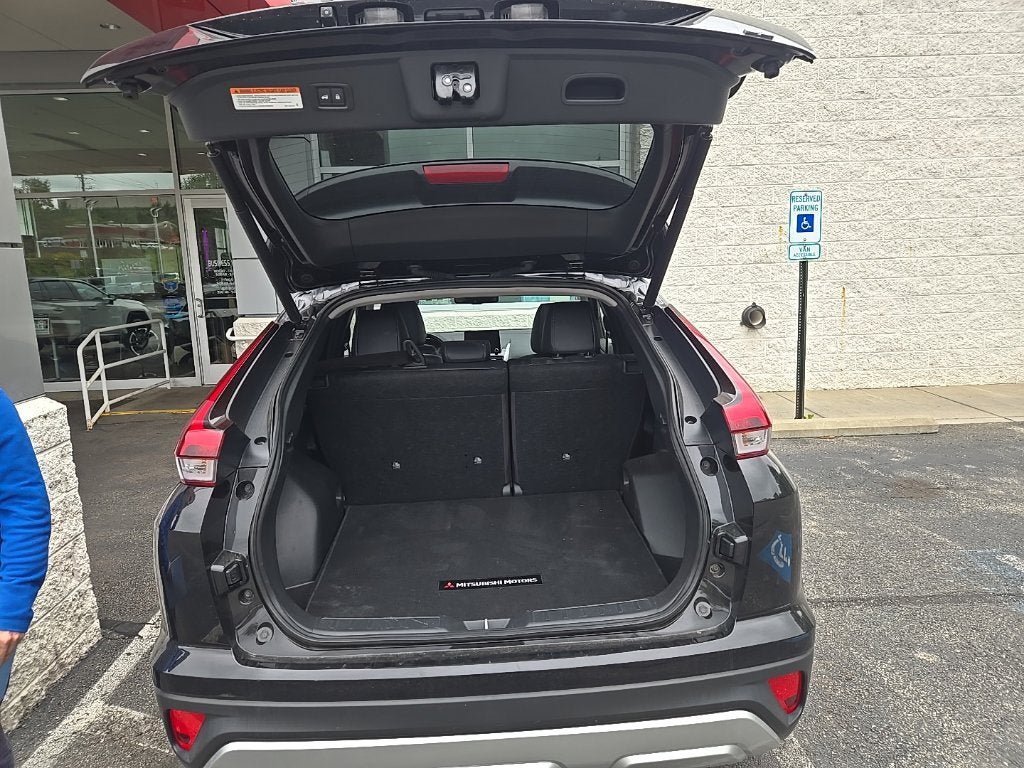 Used 2025 Mitsubishi Eclipse Cross SE AWD/4WD image 16