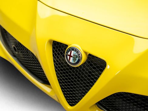 Used 2016 Alfa Romeo 4C Spider image 12