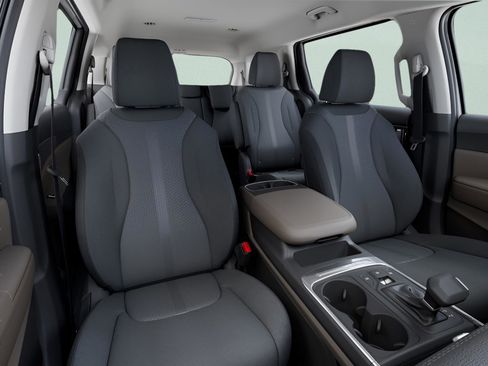 New 2026 Kia Carnival LX image 15