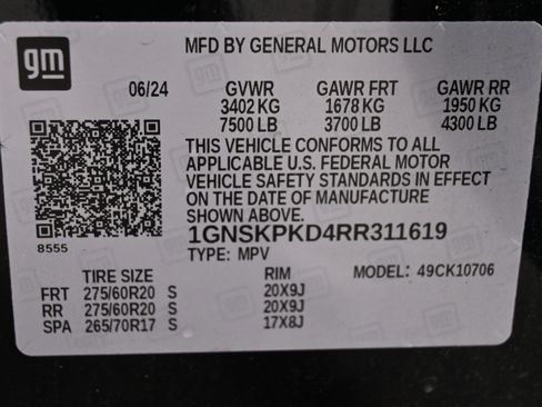 Used 2024 Chevrolet Tahoe Z71 w/ Luxury Package AWD/4WD image 39