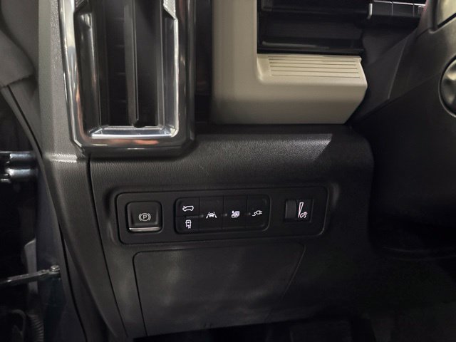 Used 2026 GMC Hummer EV SUV AWD/4WD image 16