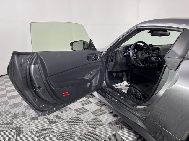 Used 2024 Nissan Z Sport w/ Floor Mat Package RWD image 14