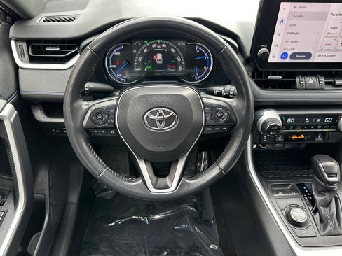 Used 2023 Toyota RAV4 XSE w/ XSE Grade Weather Package AWD/4WD image 15