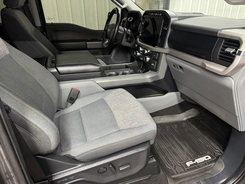 Used 2022 Ford F150 XLT w/ Equipment Group 302A High AWD/4WD image 15