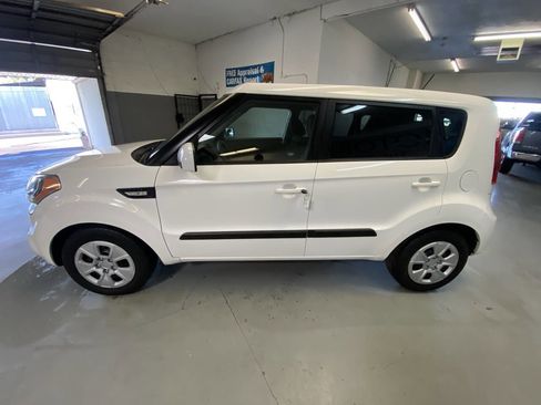 Used 2013 Kia Soul image 21