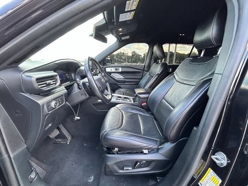 Used 2020 Ford Explorer ST w/ ST Street Pack AWD/4WD image 13