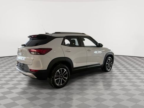 Certified 2025 Chevrolet TrailBlazer LT image 11