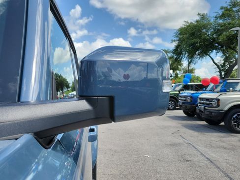 Certified 2025 Ford Bronco Outer Banks AWD/4WD image 4