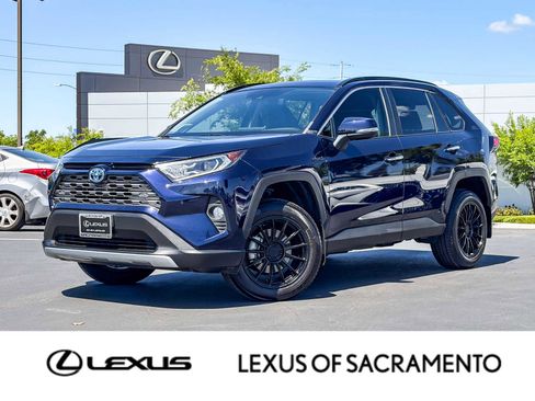 Used 2020 Toyota RAV4 Limited w/ Limited Grade Weather Package image 1