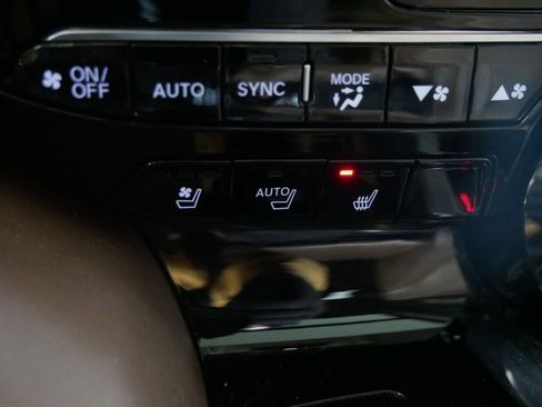 Used 2022 Acura MDX SH-AWD w/ Advance Package image 29