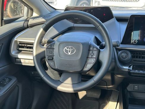 Certified 2023 Toyota Prius LE AWD/4WD image 35