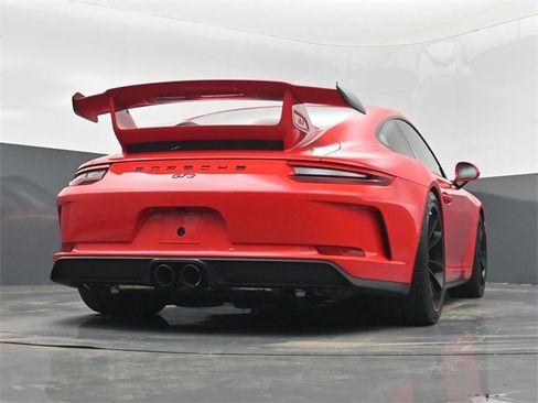 Used 2018 Porsche 911 GT3 image 58