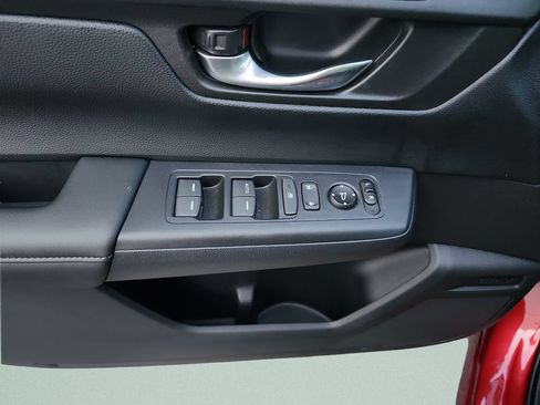 Certified 2025 Honda CR-V LX image 21
