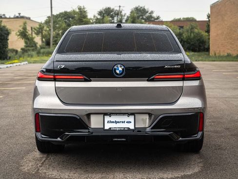 Used 2023 BMW i7 xDrive60 AWD/4WD image 5