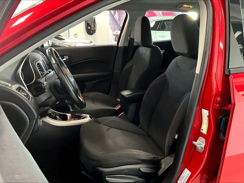 Used 2018 Jeep Compass Sport w/ Cold Weather Group image 10