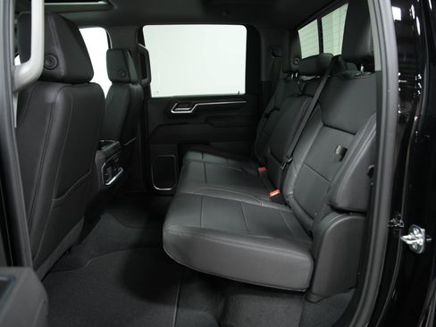 New 2026 GMC Sierra 2500 SLT w/ SLT Convenience Package AWD/4WD image 20