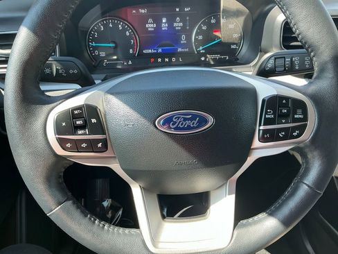 Used 2024 Ford Explorer XLT w/ Equipment Group 202A image 19