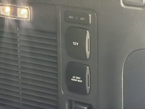 Certified 2025 Ford Expedition Active RWD image 29