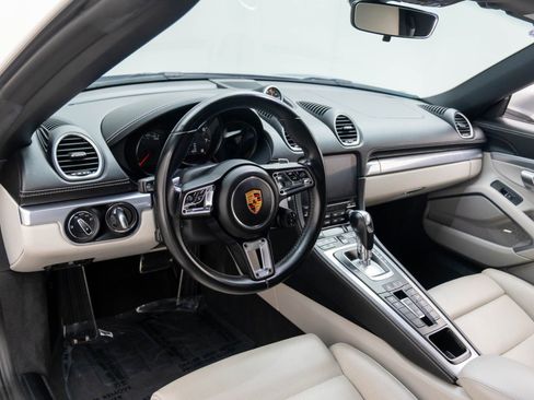 Certified 2019 Porsche 718 Boxster GTS image 11