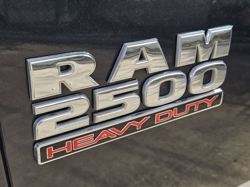 Used 2015 RAM 2500 Laramie AWD/4WD image 13