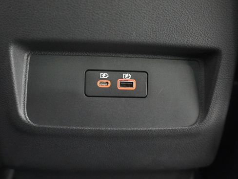 Used 2025 Nissan Frontier PRO-4X AWD/4WD image 33