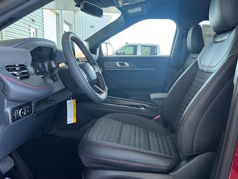 New 2026 Ford Explorer ST-Line w/ ST-Line Street Pack image 6
