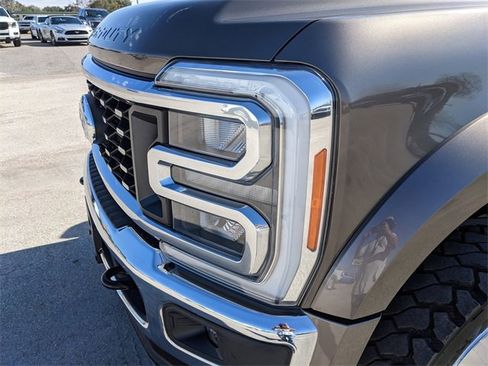 Certified 2023 Ford F450 Lariat w/ Tow Technology Package image 9