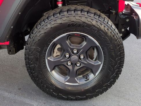 Used 2022 Jeep Gladiator Rubicon image 13