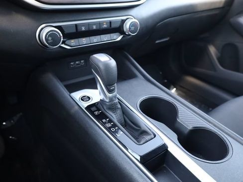 Used 2025 Nissan Altima 2.5 SV FWD image 26