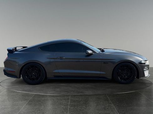 Used 2019 Ford Mustang GT RWD image 10