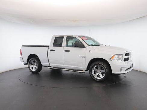 Certified 2018 RAM 1500 Express w/ Express Value Package image 34
