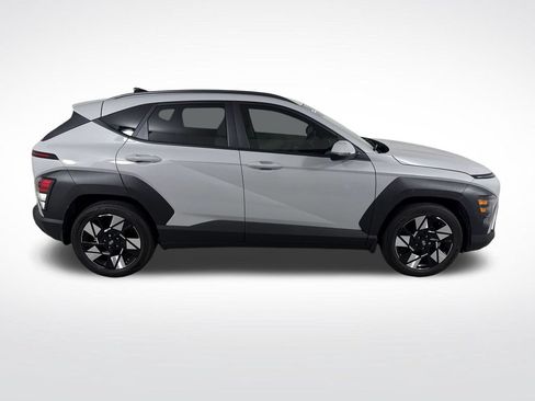 Certified 2024 Hyundai Kona SEL w/ Convenience Package FWD image 2