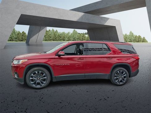 Used 2020 Chevrolet Traverse RS w/ LPO, Floor Liner Package image 7