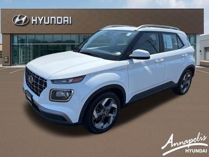 Used 2022 Hyundai Venue SEL w/ Cargo Package