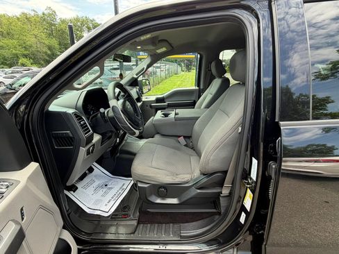 Used 2016 Ford F150 XLT AWD/4WD image 10