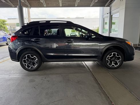 Used 2014 Subaru Crosstrek 2.0i Premium w/ Moonroof Package AWD/4WD image 8