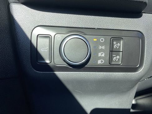 Certified 2025 Ford Escape ST-Line w/ Tech Pack #1 image 28