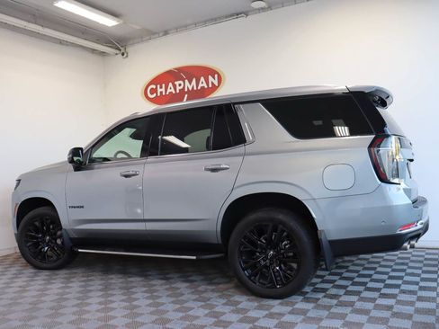 Used 2025 Chevrolet Tahoe Premier AWD/4WD image 4