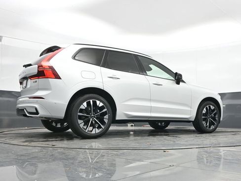 New 2026 Volvo XC60 B5 Plus w/ Climate Package AWD/4WD image 37