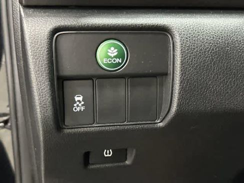 Used 2016 Honda Accord Sport image 19