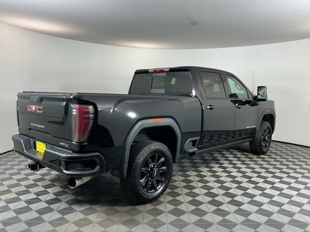 Used 2025 GMC Sierra 3500 AT4 w/ AT4 Premium Plus Package AWD/4WD image 4