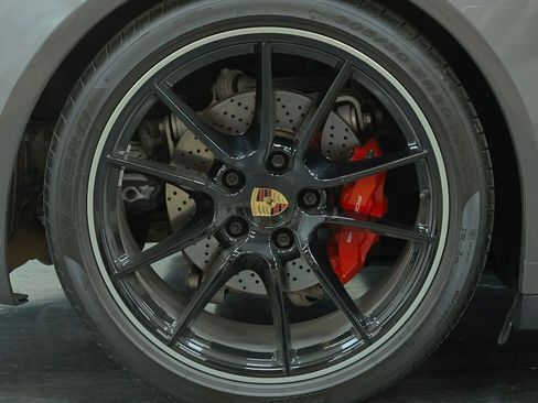 Used 2014 Porsche 911 Carrera 4S image 37