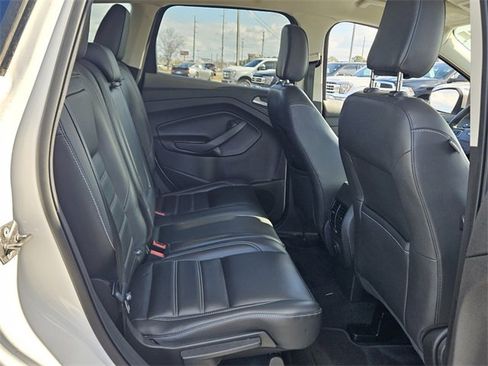 Used 2019 Ford Escape SEL image 15