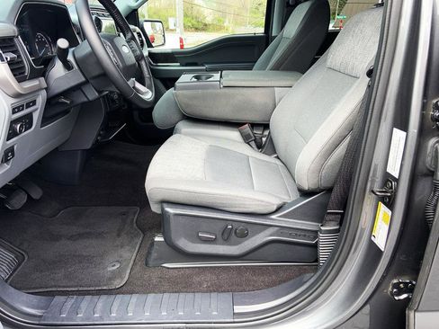 Used 2022 Ford F150 XLT w/ Equipment Group 302A High image 11