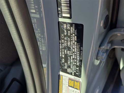 New 2025 Kia K4 EX image 36