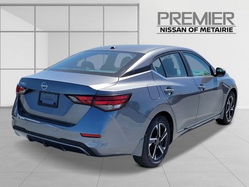 New 2025 Nissan Sentra SV image 6