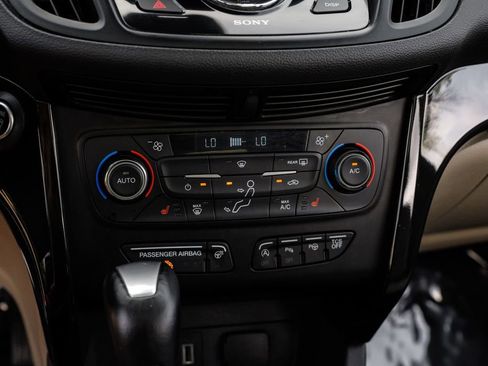 Used 2017 Ford Escape Titanium w/ Equipment Group 301A FWD image 31