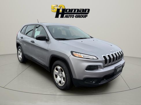 Used 2017 Jeep Cherokee Sport w/ Cold Weather Group image 7